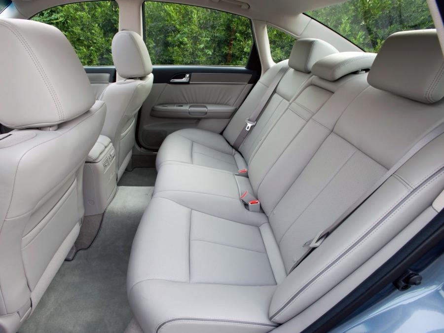  Infiniti M35 S 2008 года  (фото 2 из 10)